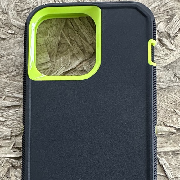 Black green defender Apple IPhone 14 Pro Max phone case. - Picture 1 of 3